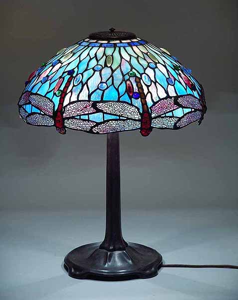 18" Hanging head Dragonfly leaded glass Tiffany lamp