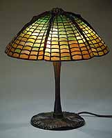 15" Spider Tiffany table lamp on Mushroom bronze base