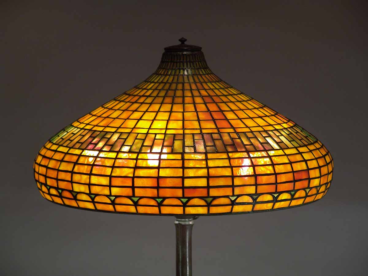 18" Straight Lines leaded glass and bronze Tiffany Lamp #1476